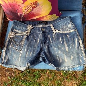 Hand designed/painted by me!!